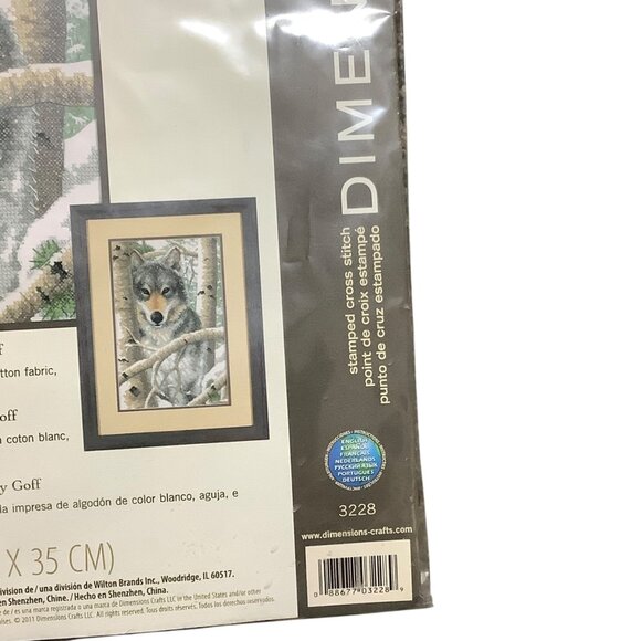 Dimensions Wintry Wolf Cross Stitch Kit 3228 9"x14" Kathy Goff Design NEW NWT - Picture 4 of 6